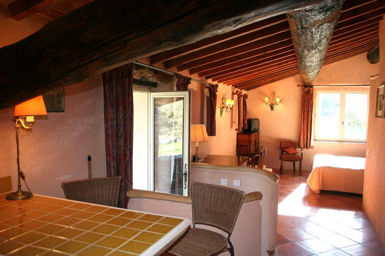 Domaine De La Blaque - B&B Varages Esterno foto