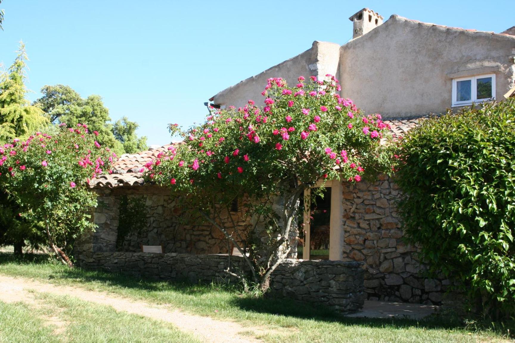 Domaine De La Blaque - B&B Varages Esterno foto