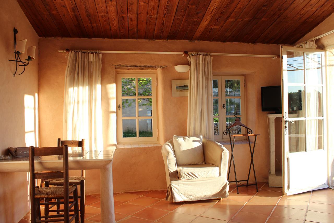 Domaine De La Blaque - B&B Varages Esterno foto